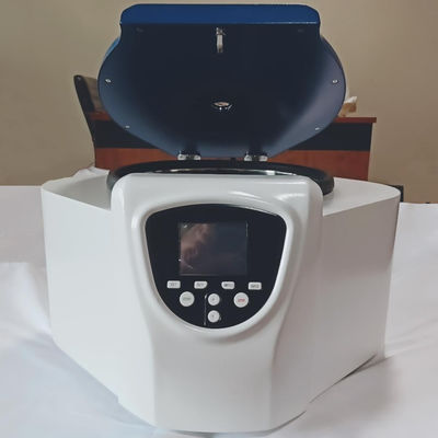 Máy ly tâm trong phòng thí nghiệm y tế an toàn mạnh mẽ Lực ly tâm tối đa 2600 Xg